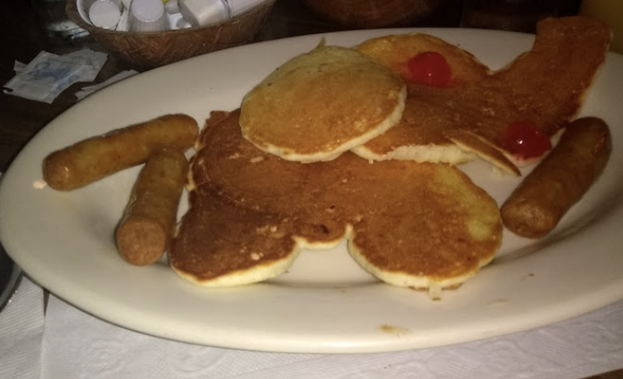 The Waysider Restaurant signature dishes Biscuits and GravyCountry HamPancakes